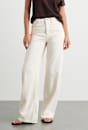 Loe Mid Rise Straight Jean