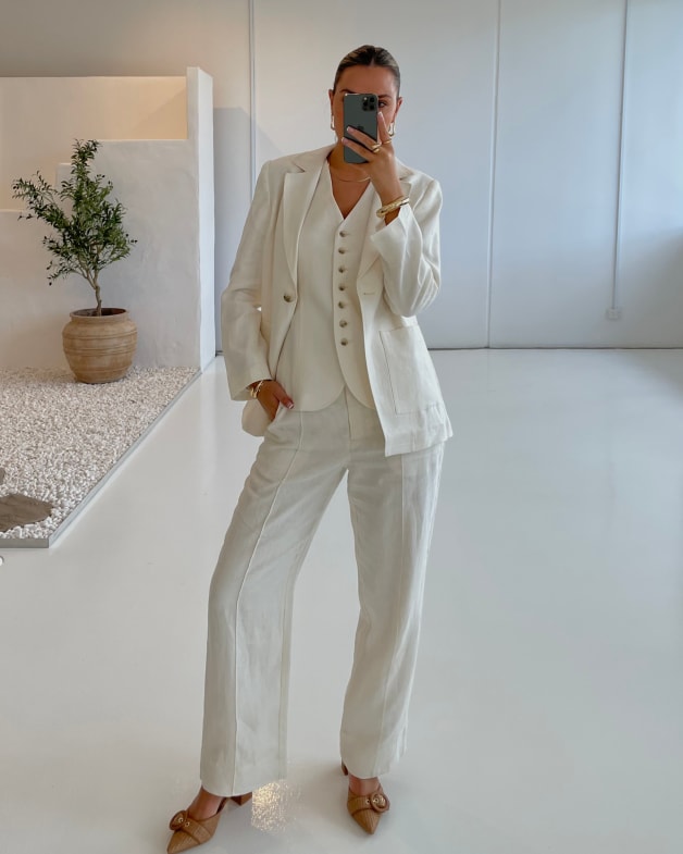 Kayla Linen Blazer in Milk JAG