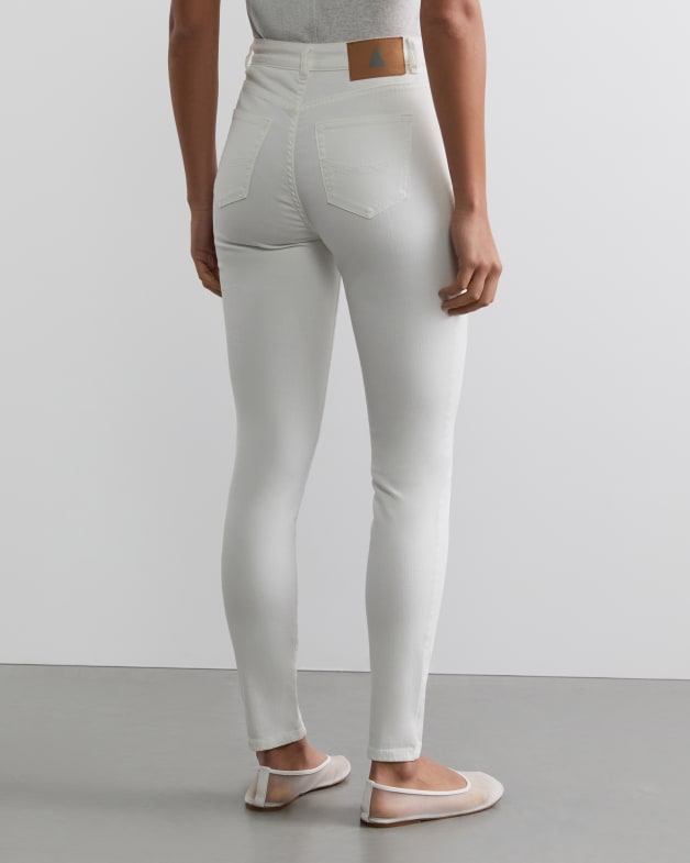 Skinny girl white jeans shop