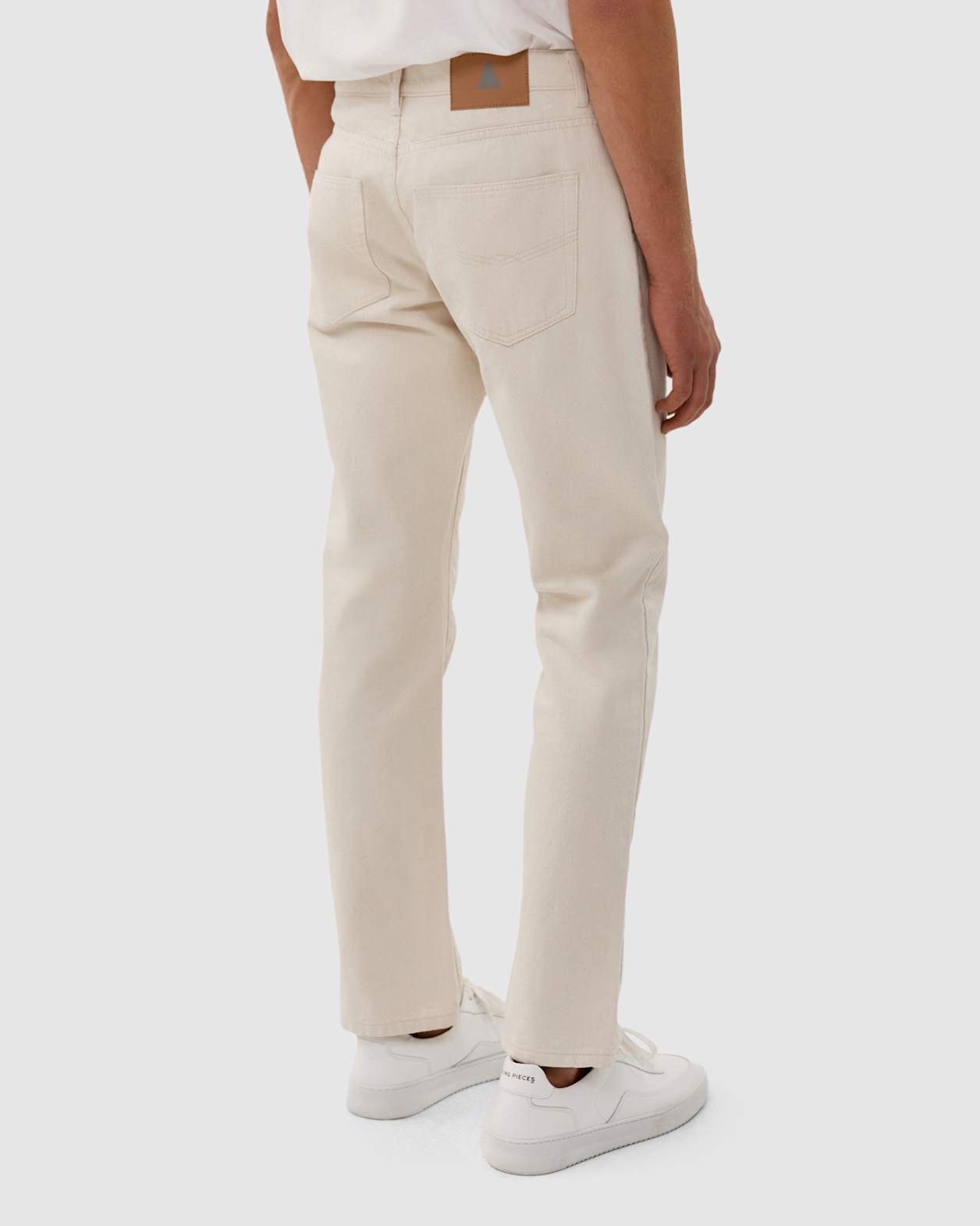 Flynn Straight Twill Jean in ECRU