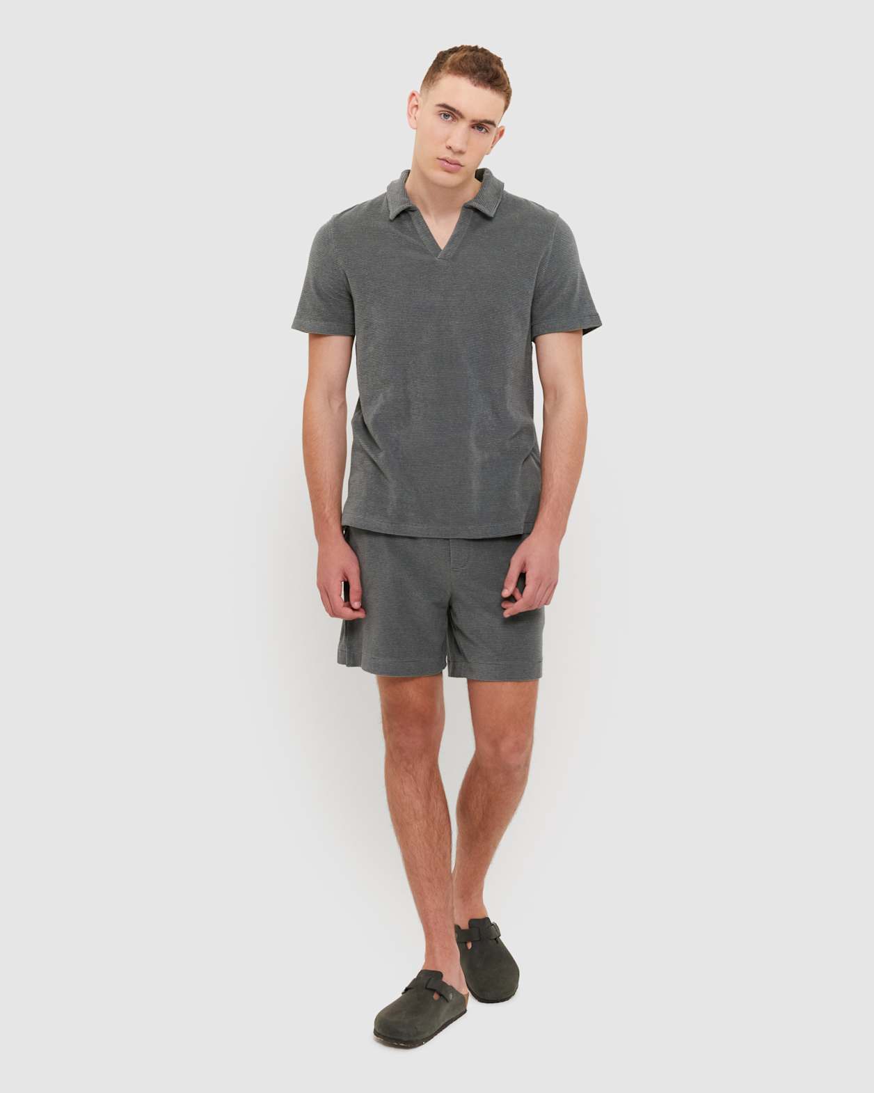 Short Sleeve Terry Polo in GUNMETAL