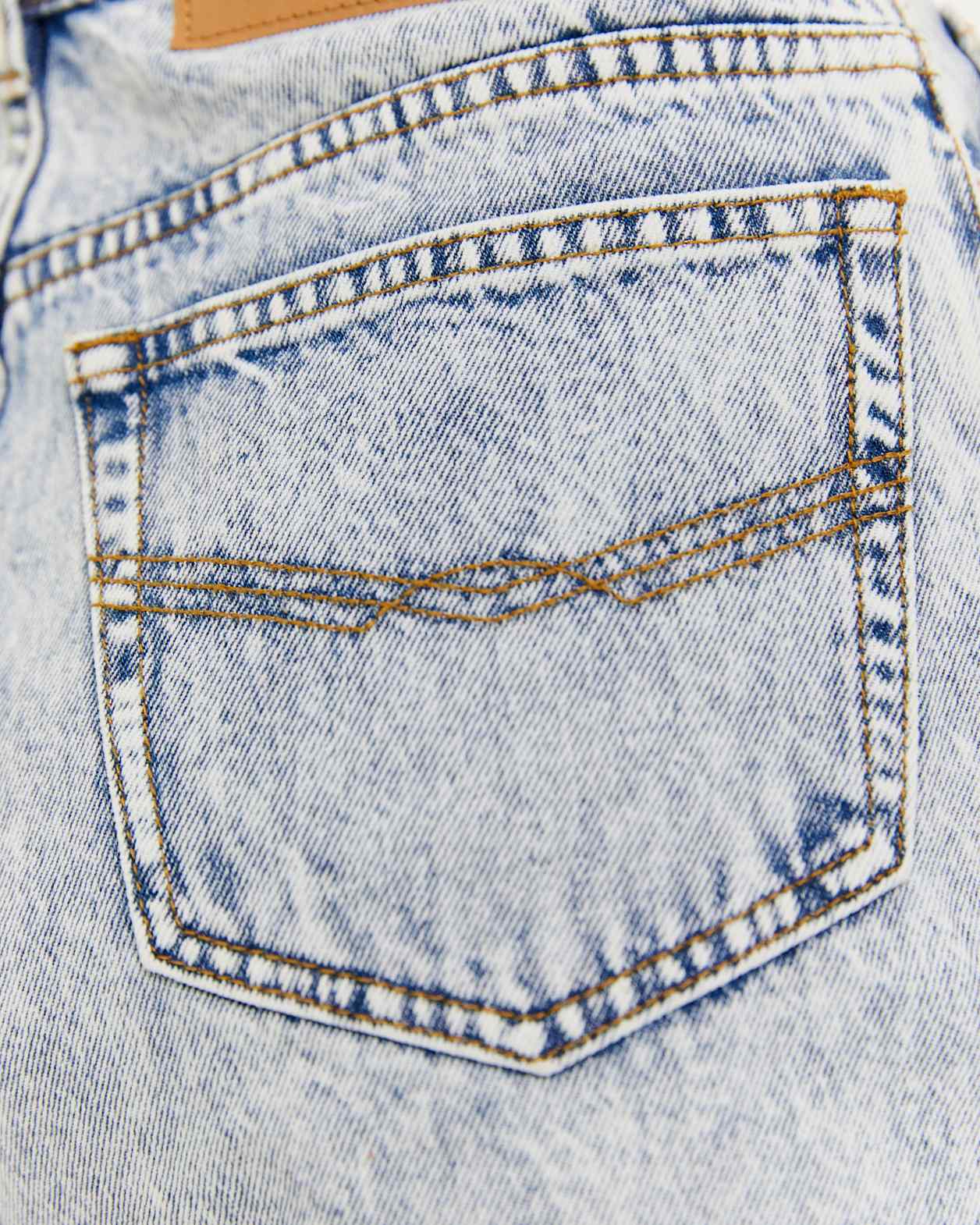 Frankie Denim Short in STONE WASH INDIGO