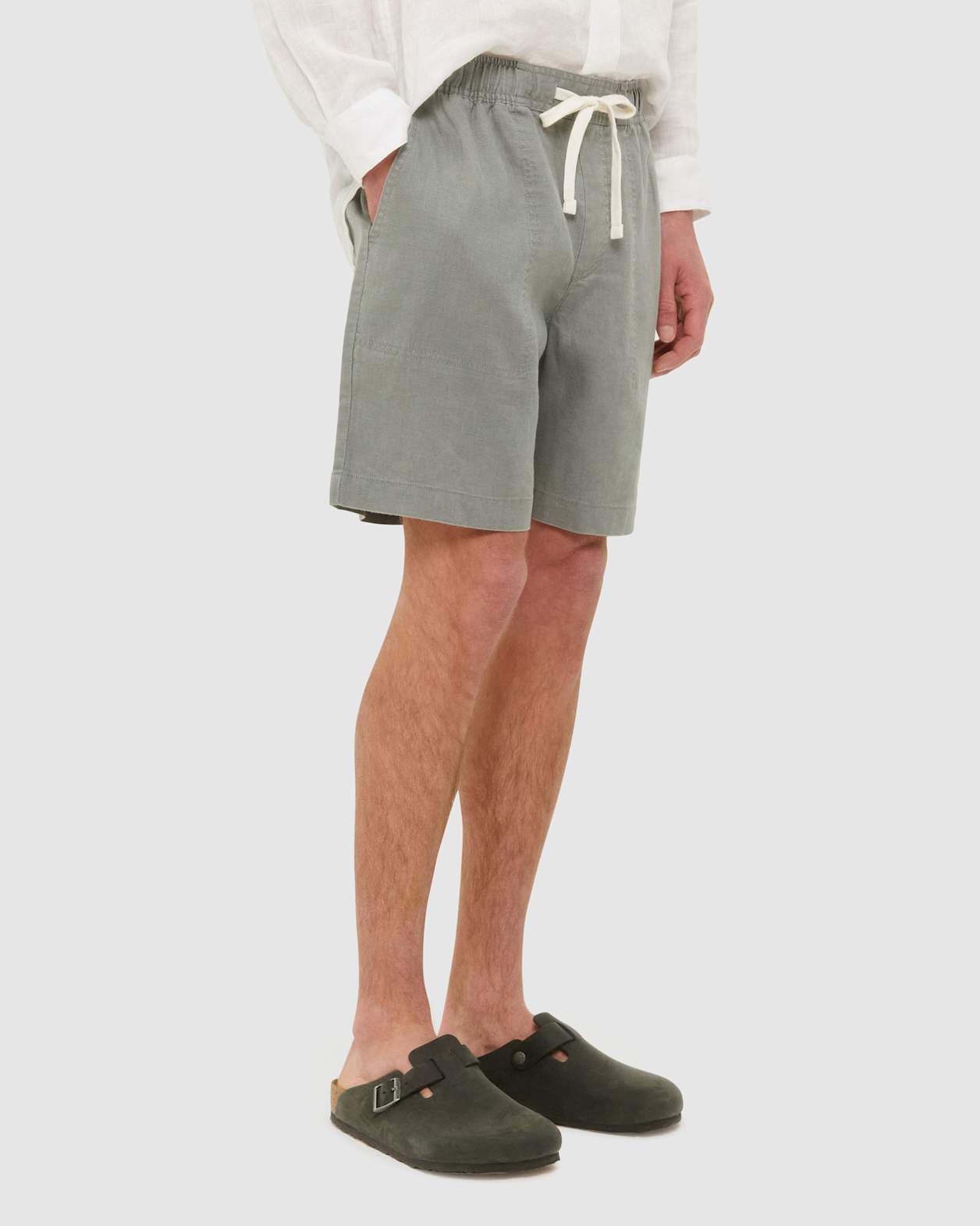 Drawcord Linen Short in GREEN SMOKE