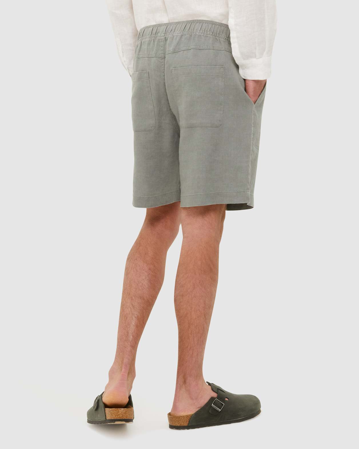 Drawcord Linen Short in GREEN SMOKE