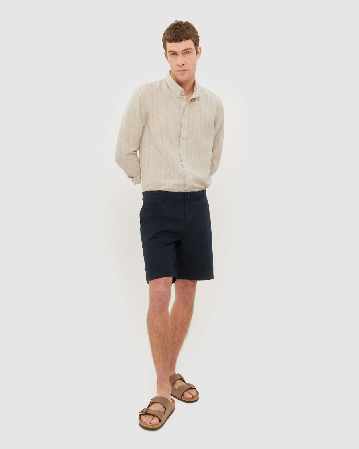 Chino Short in NAVY