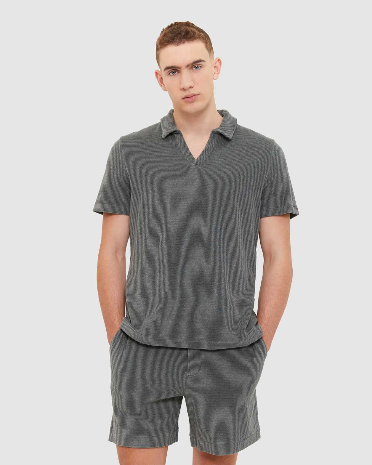 Short Sleeve Terry Polo in GUNMETAL