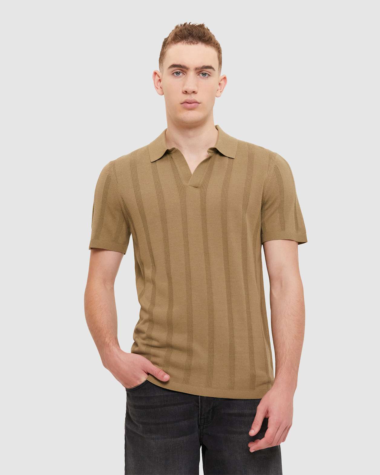 Knitted Polo in GREEN TEA