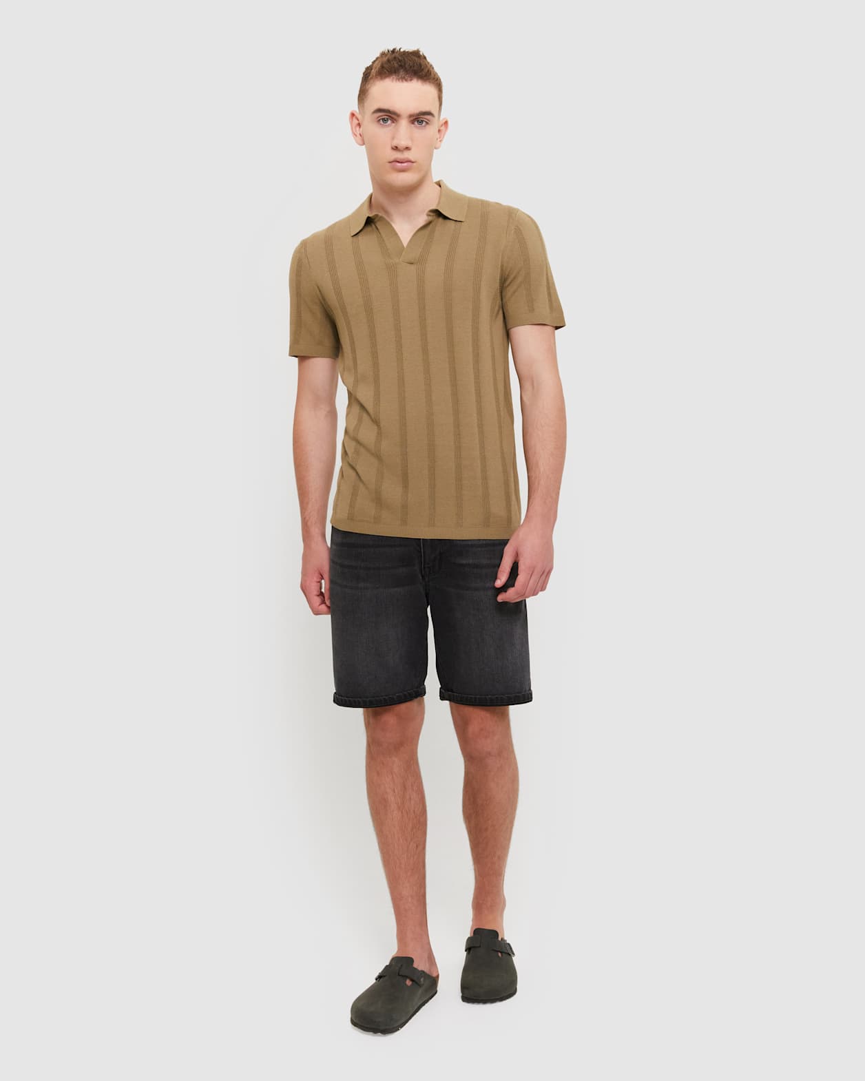 Knitted Polo in GREEN TEA