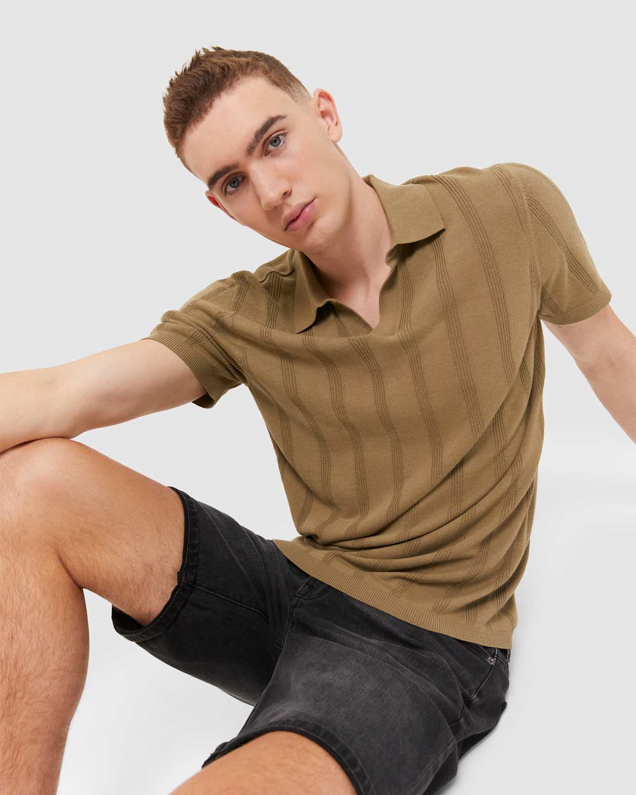 Knitted Polo in GREEN TEA