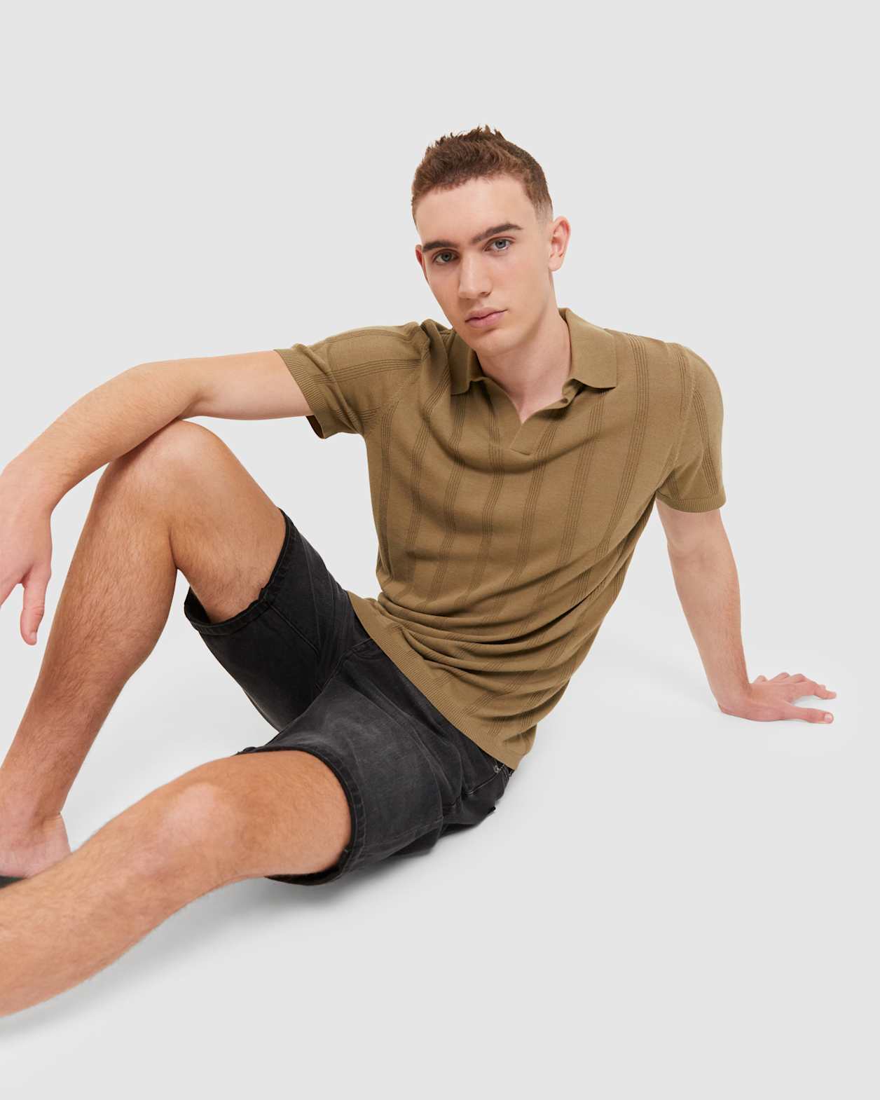 Knitted Polo in GREEN TEA