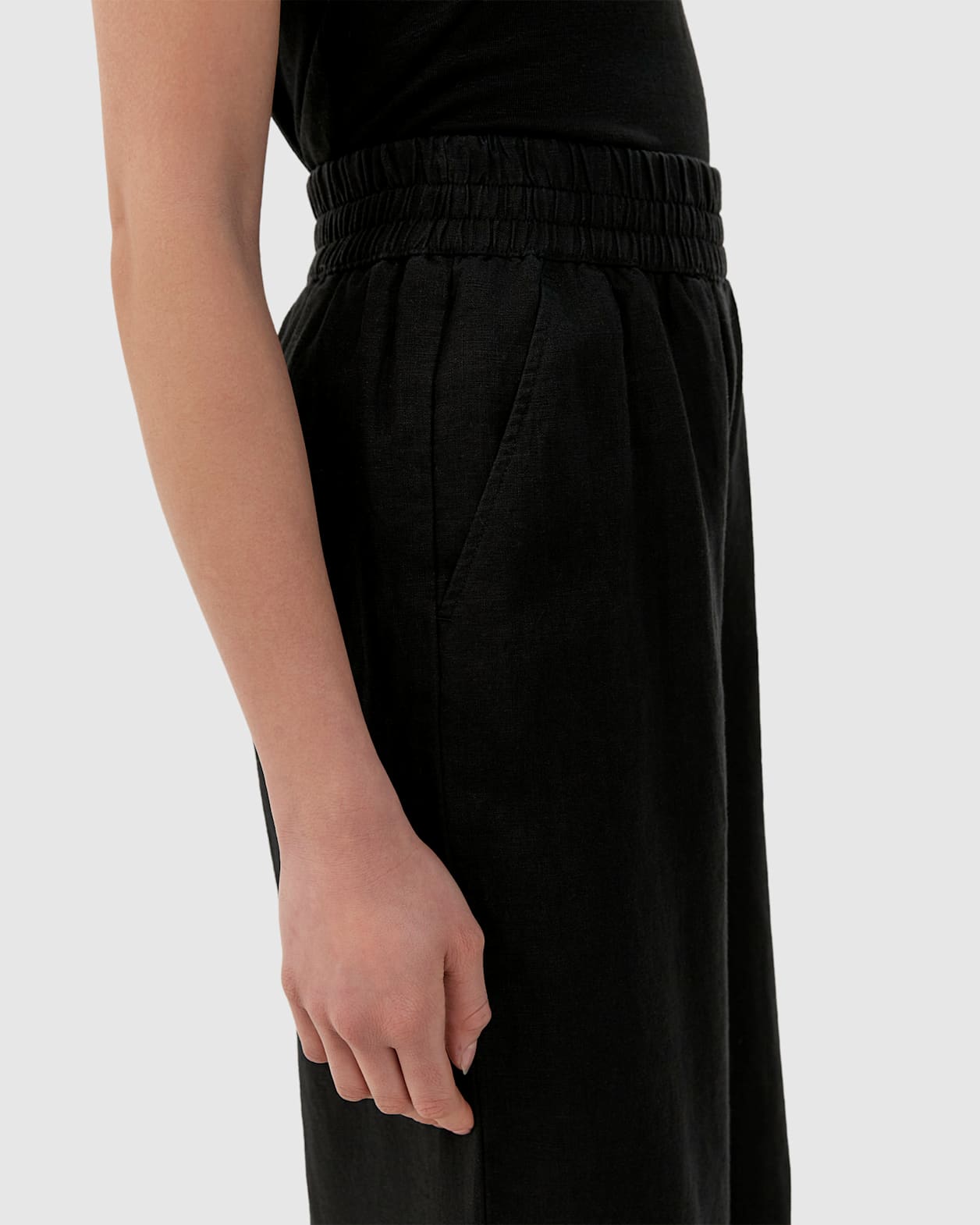Sabine Linen Wide Leg Pant in BLACK