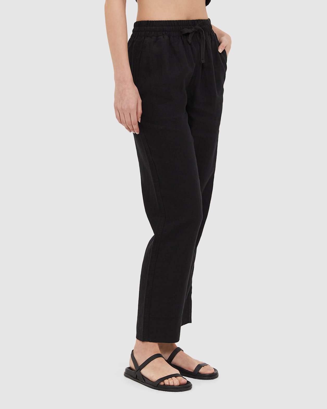 Linen Pull On Pant in BLACK