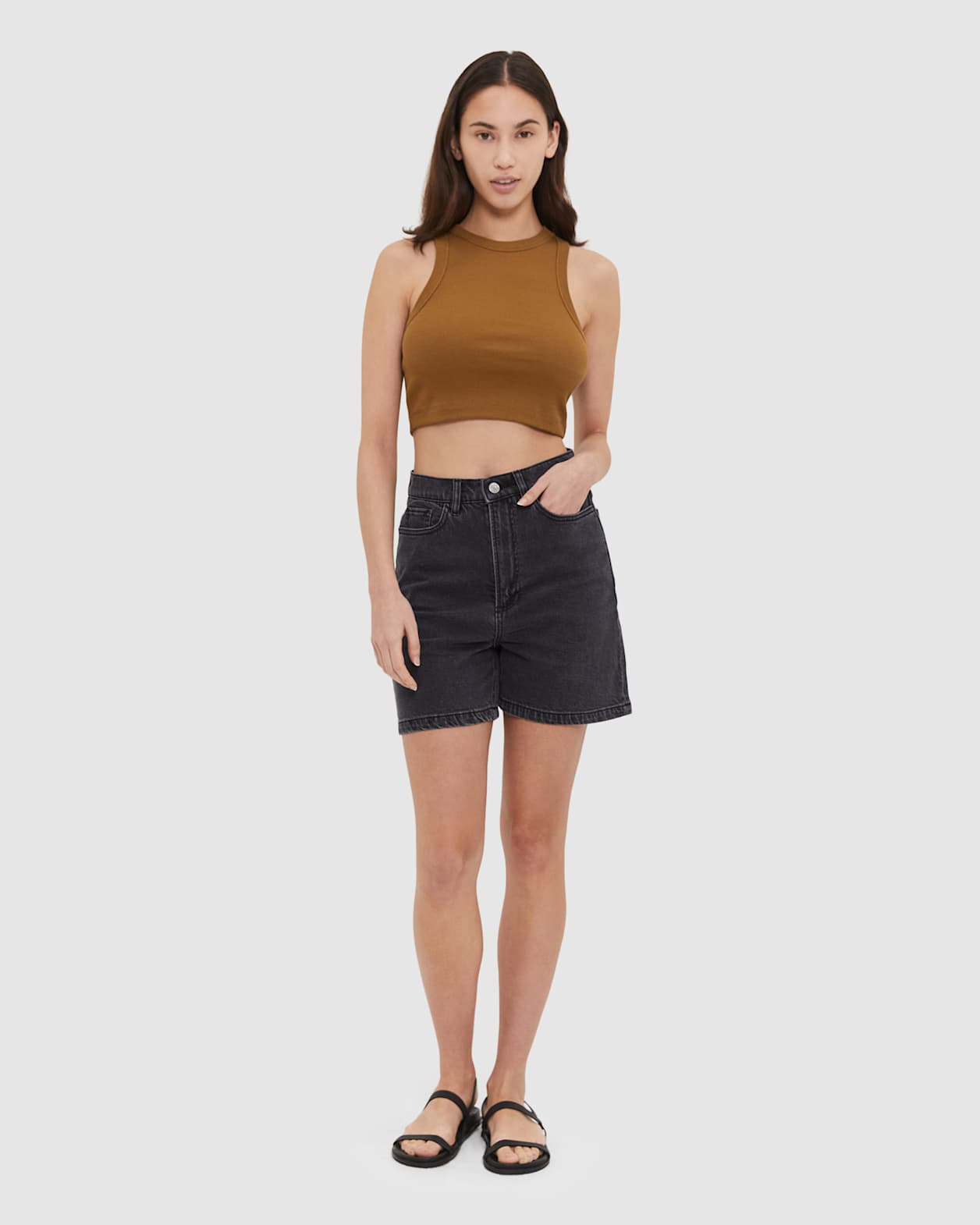 Frankie Denim Short in WASHED BLACK