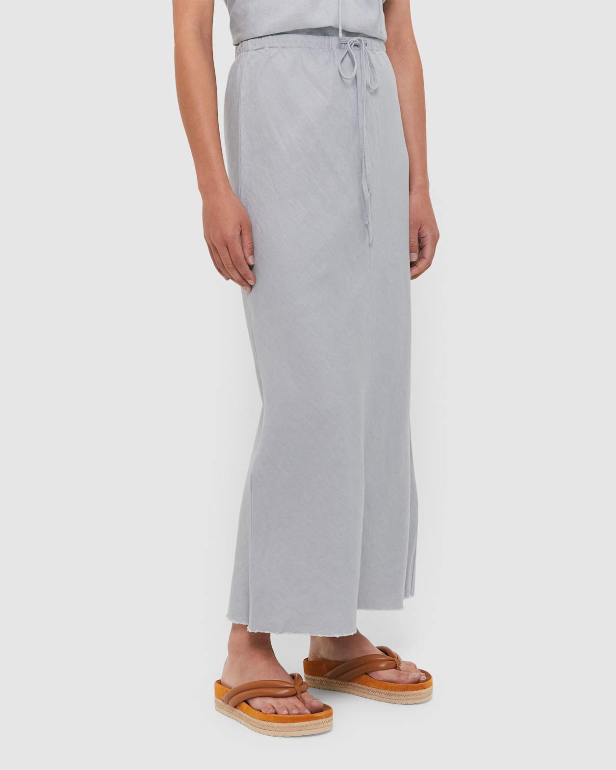 Easy Linen Slip Skirt in SKY