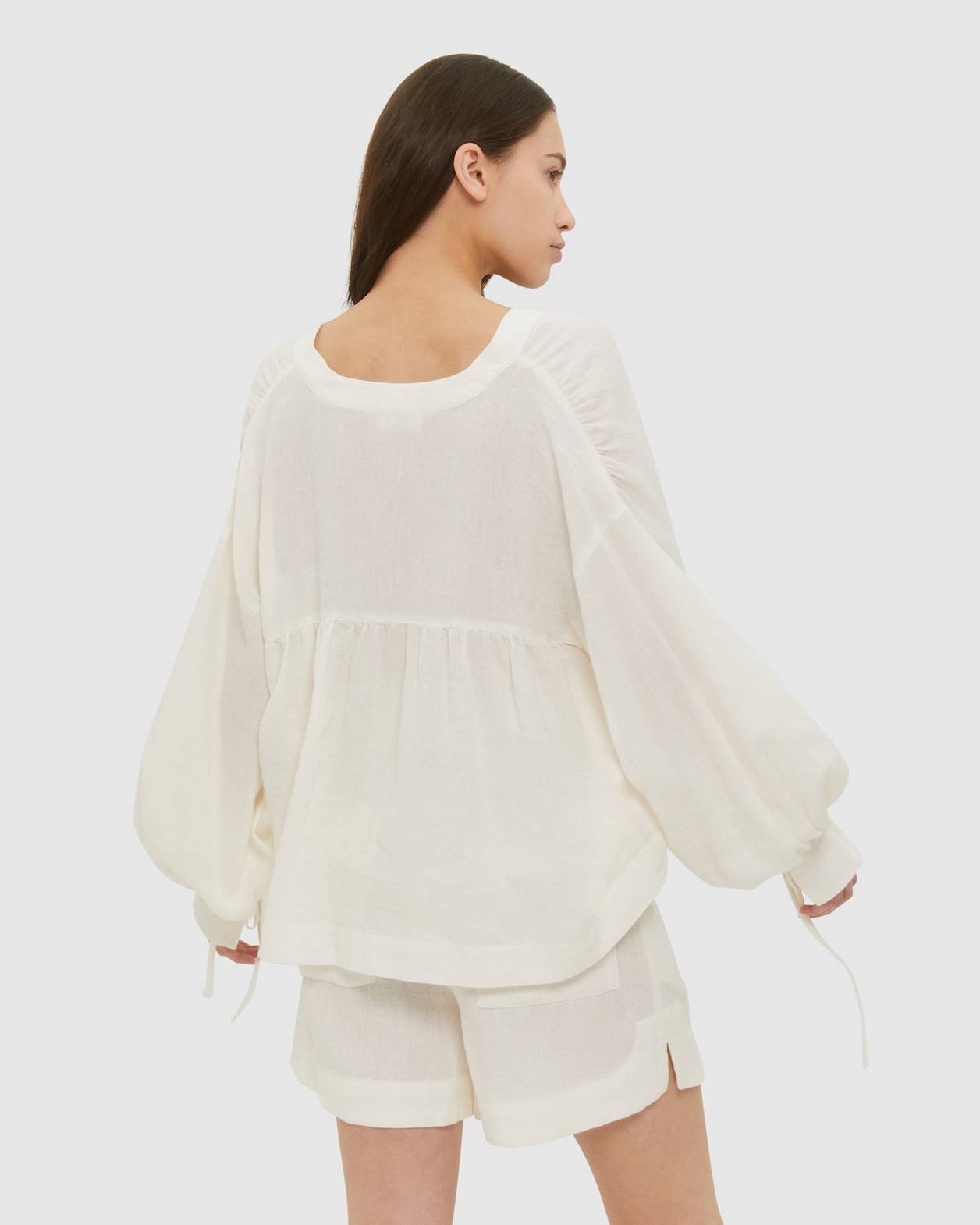 Margot V Neck Blouse in WHITE