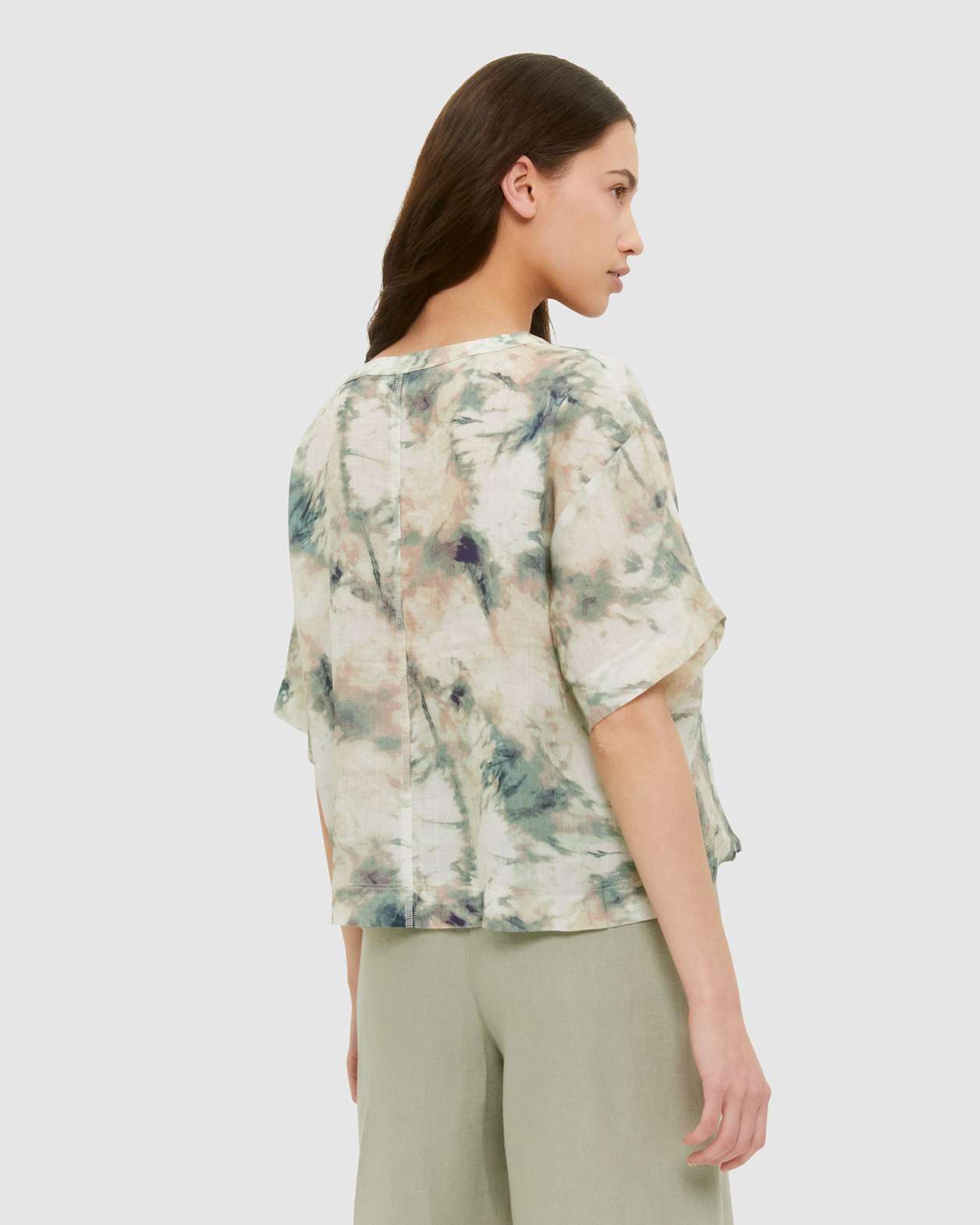 Lucy Ramie Top in MULTI