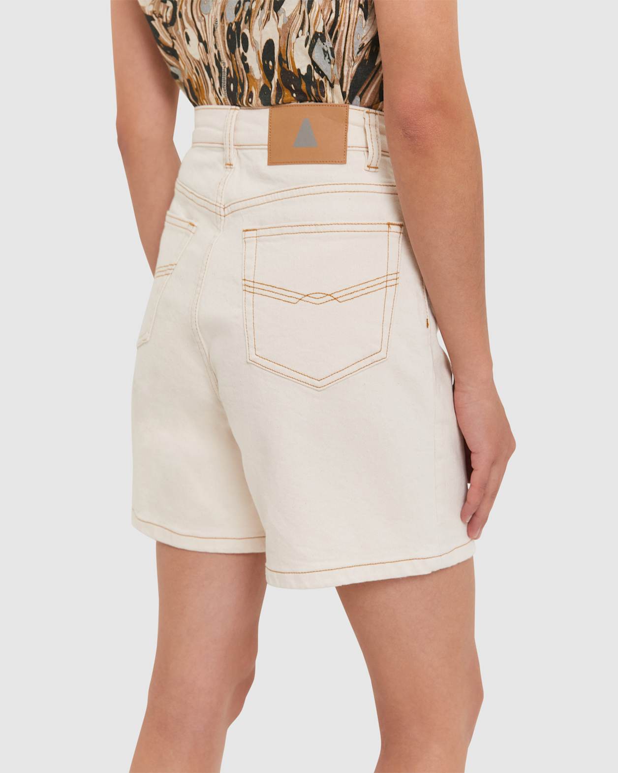 Frankie Twill Short in ECRU
