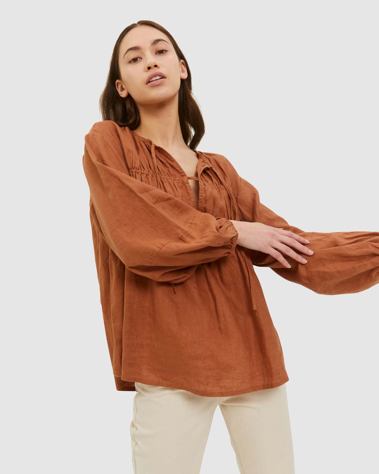 Sutton Linen Top in RUST