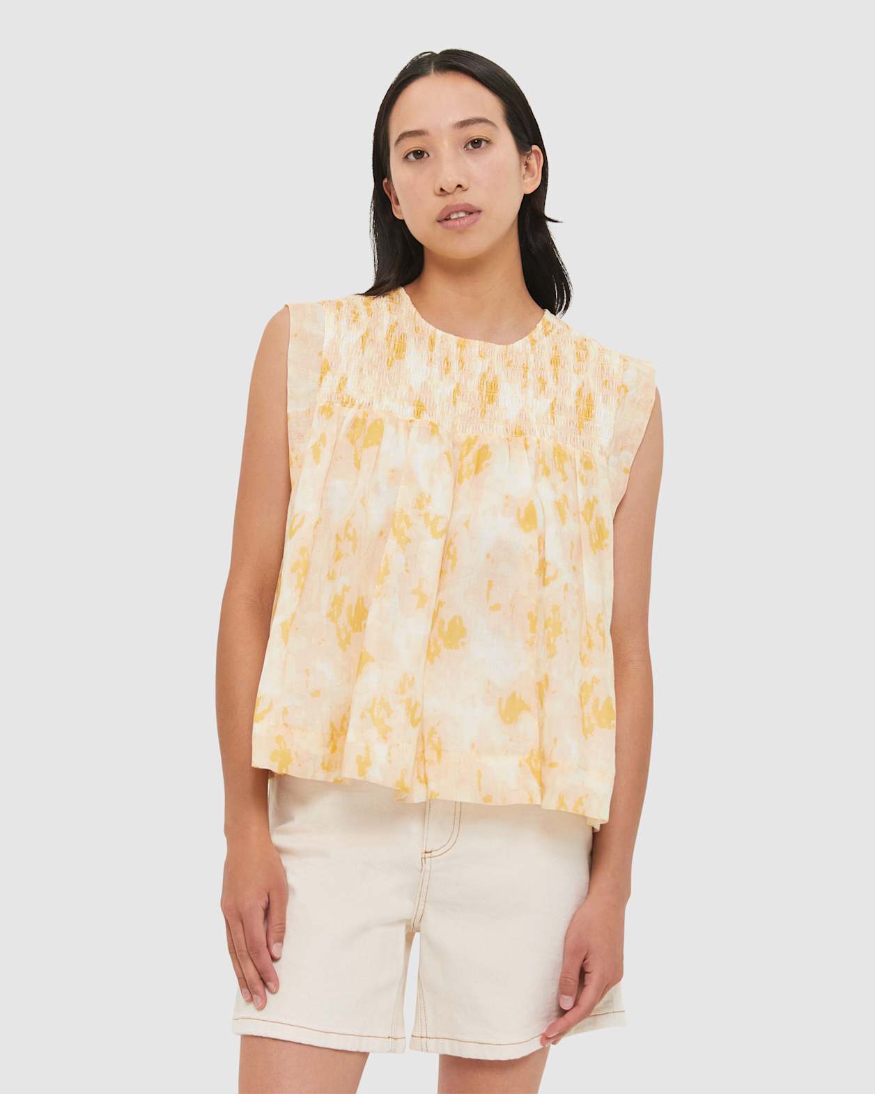 Shirred Sleeveless Ramie Top in GOLD/WHITE