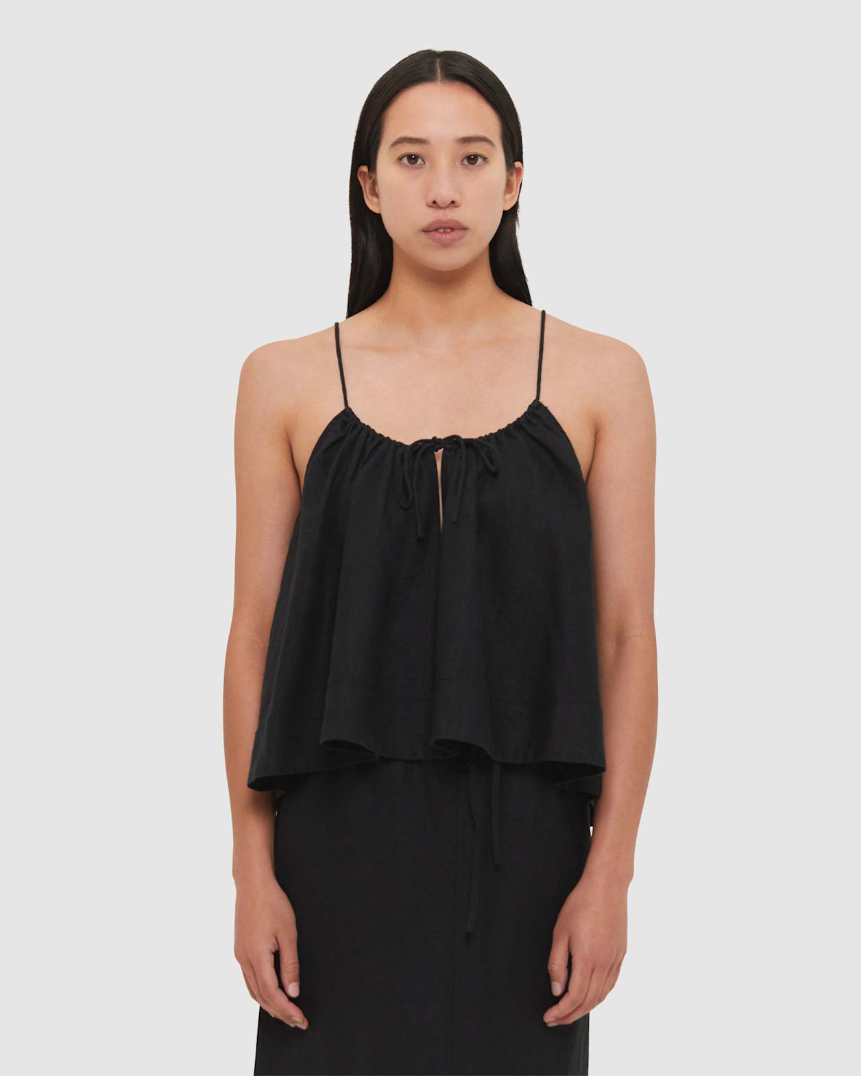 Chelsea Linen Cami in BLACK
