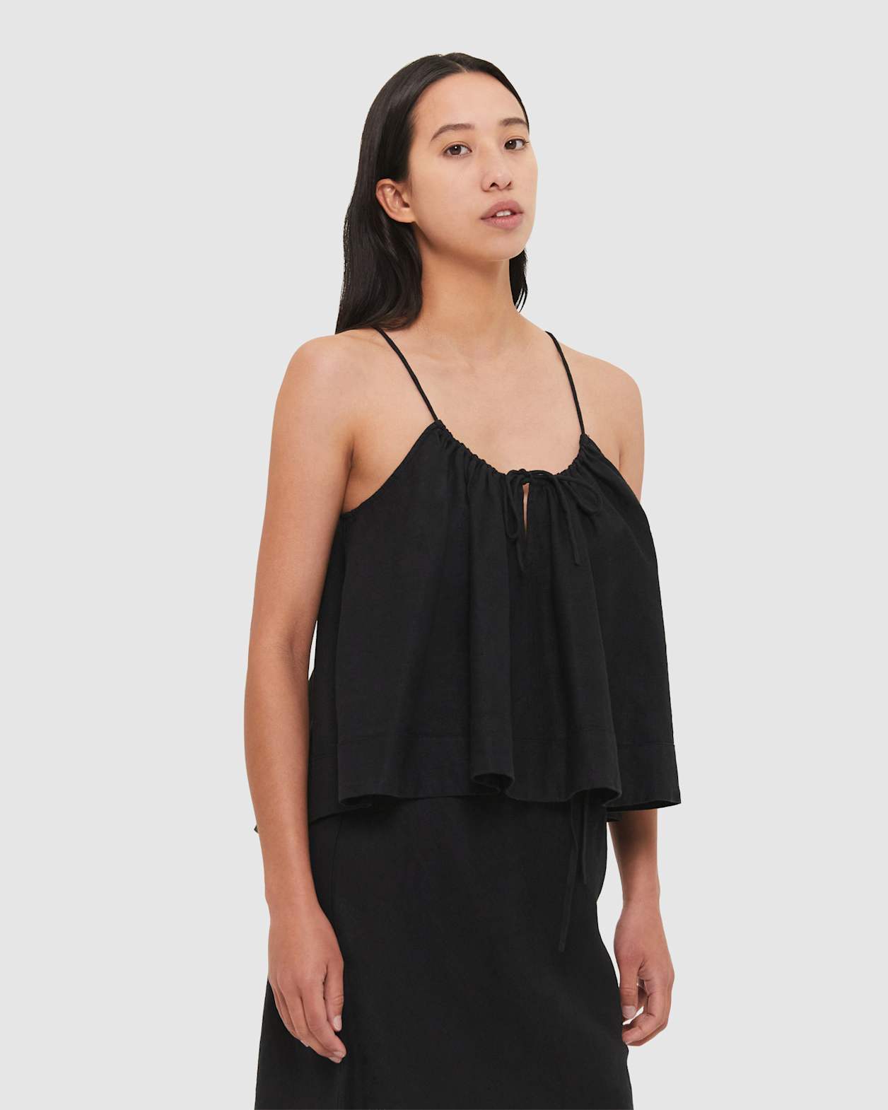Chelsea Linen Cami in BLACK