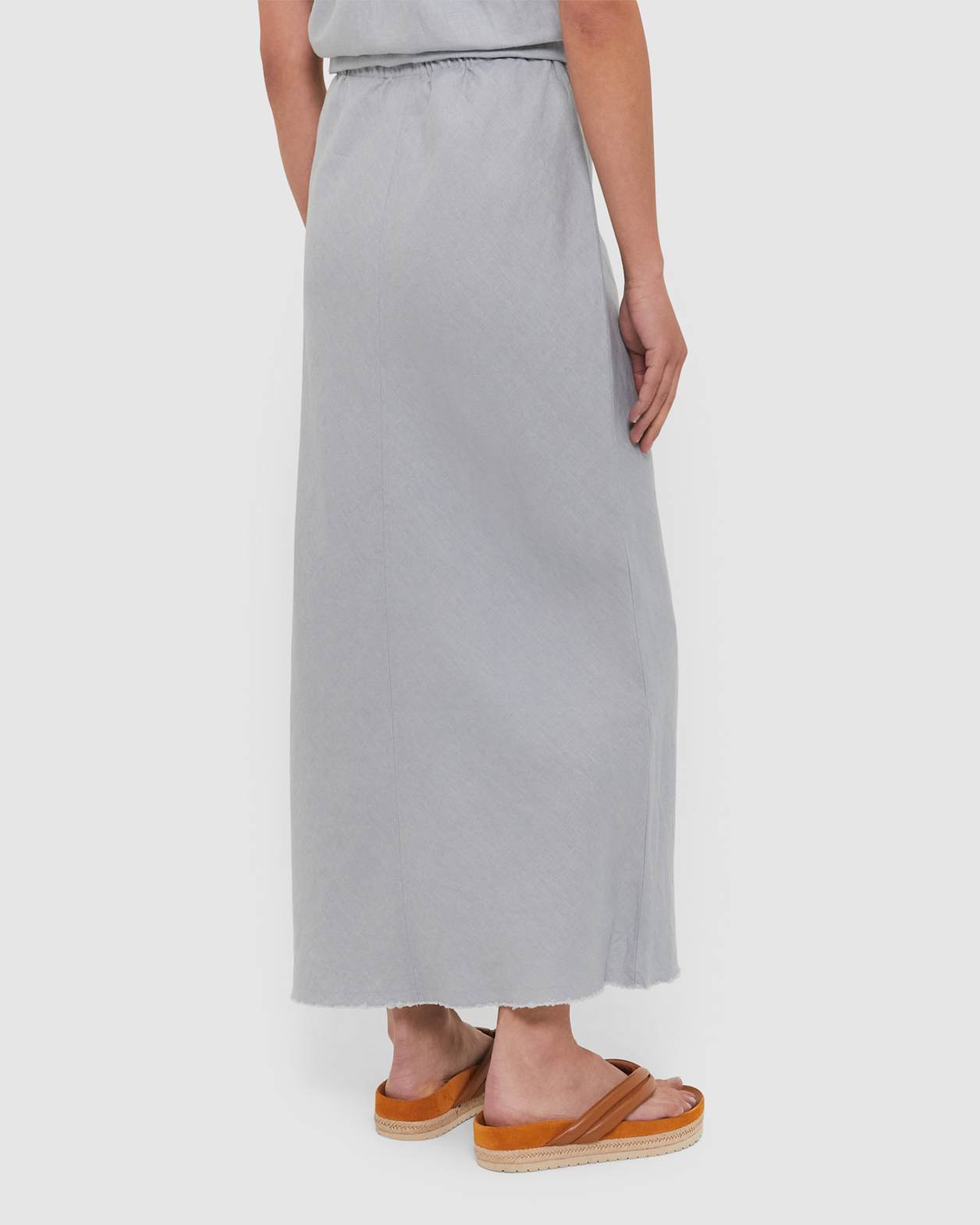 Easy Linen Slip Skirt in SKY