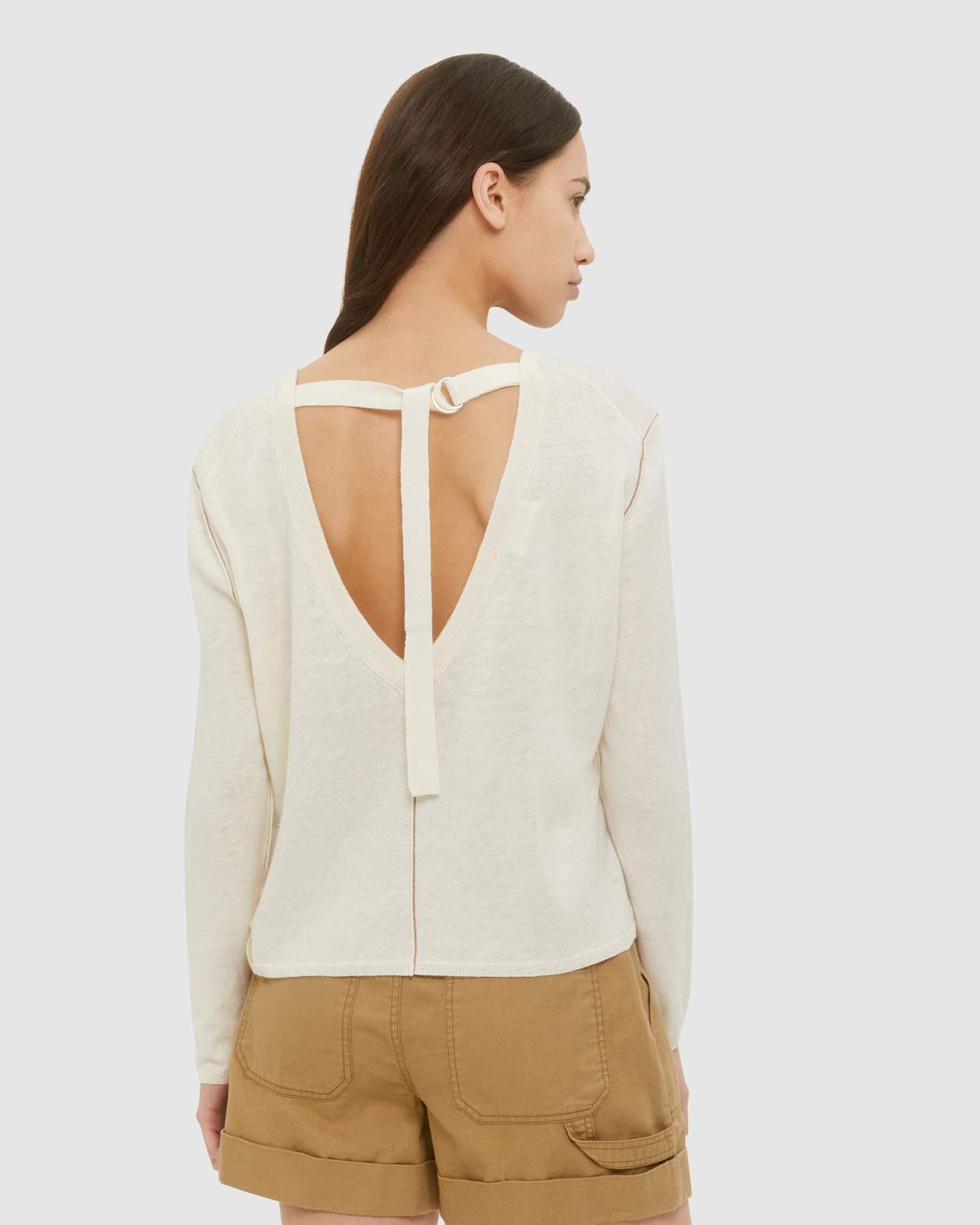 Isla V Back Knit in WHITE