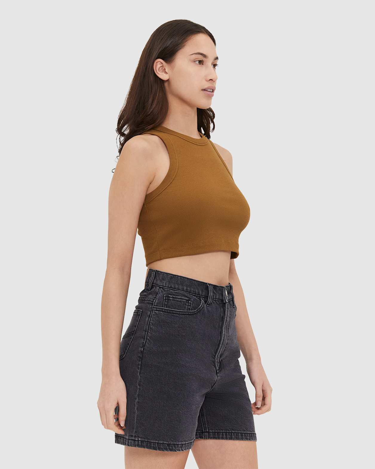 Organic Cotton Crop Tank in TOFFEE