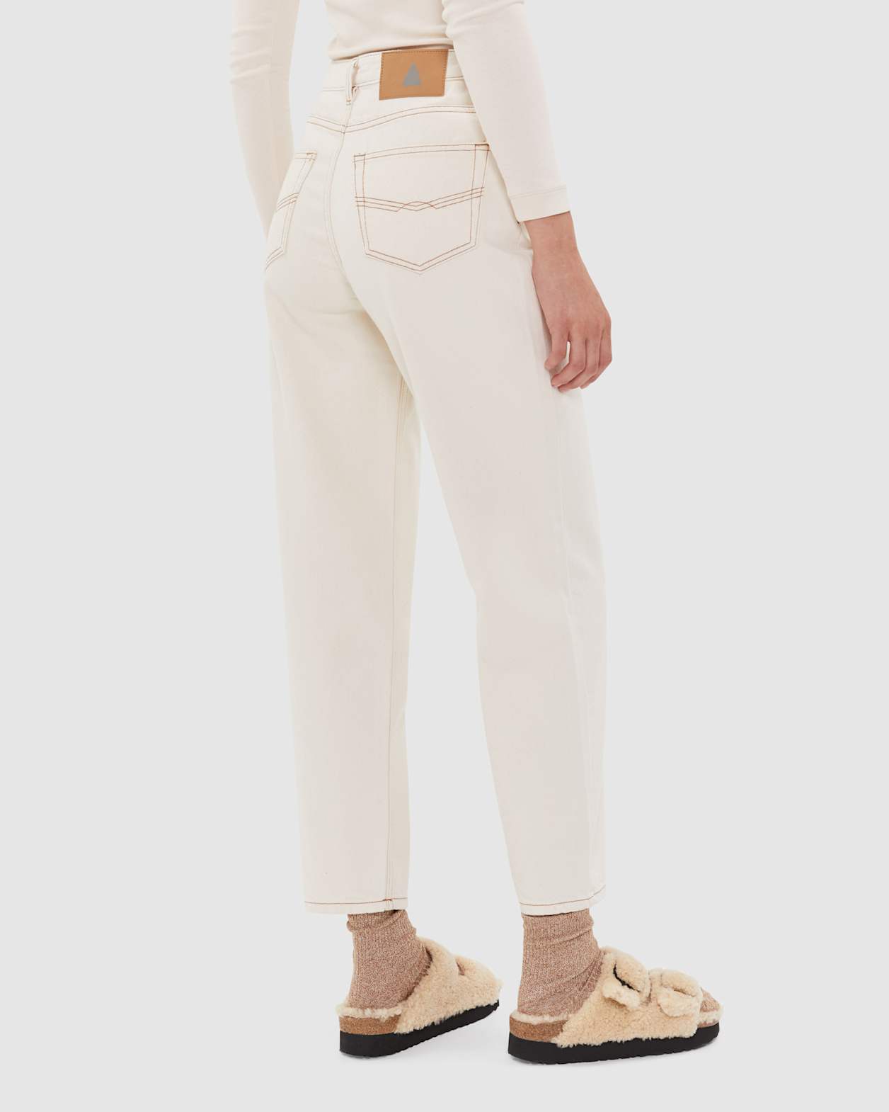 Hazel Tapered Slouch Jean in ECRU