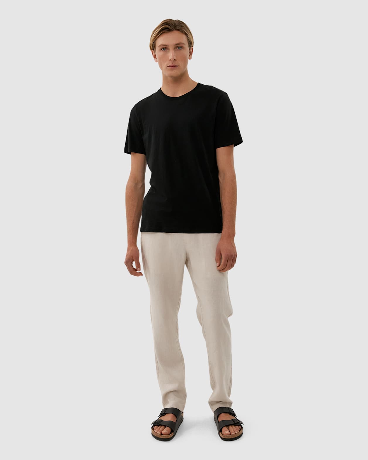 Organic Split Tee in BLACK