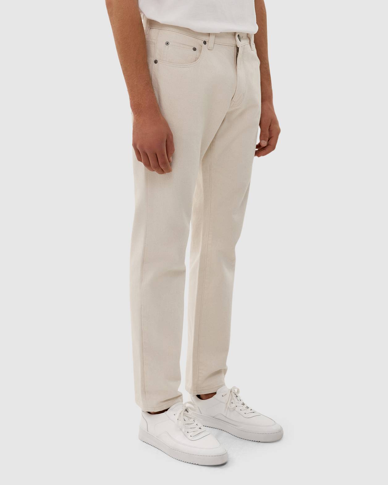 Flynn Straight Twill Jean in ECRU