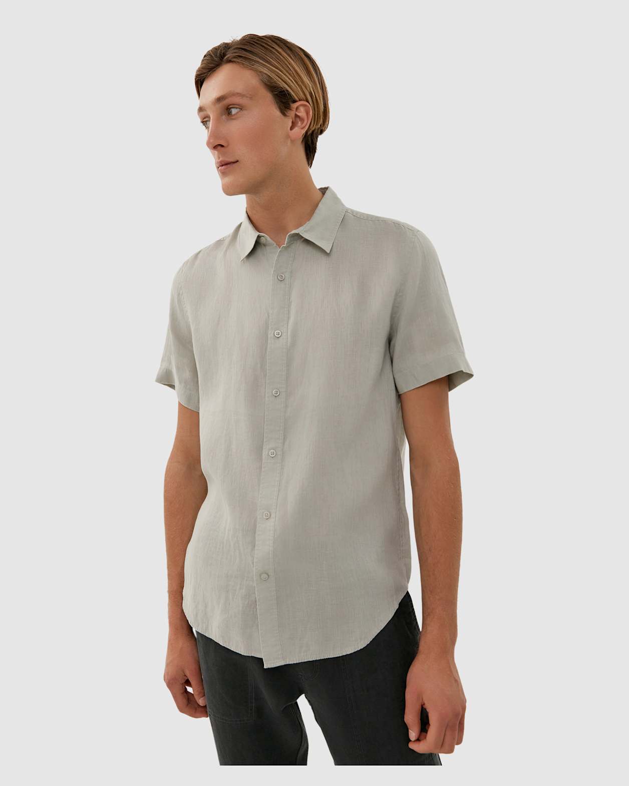 Short Sleeve Linen Shirt in PISTACHIO