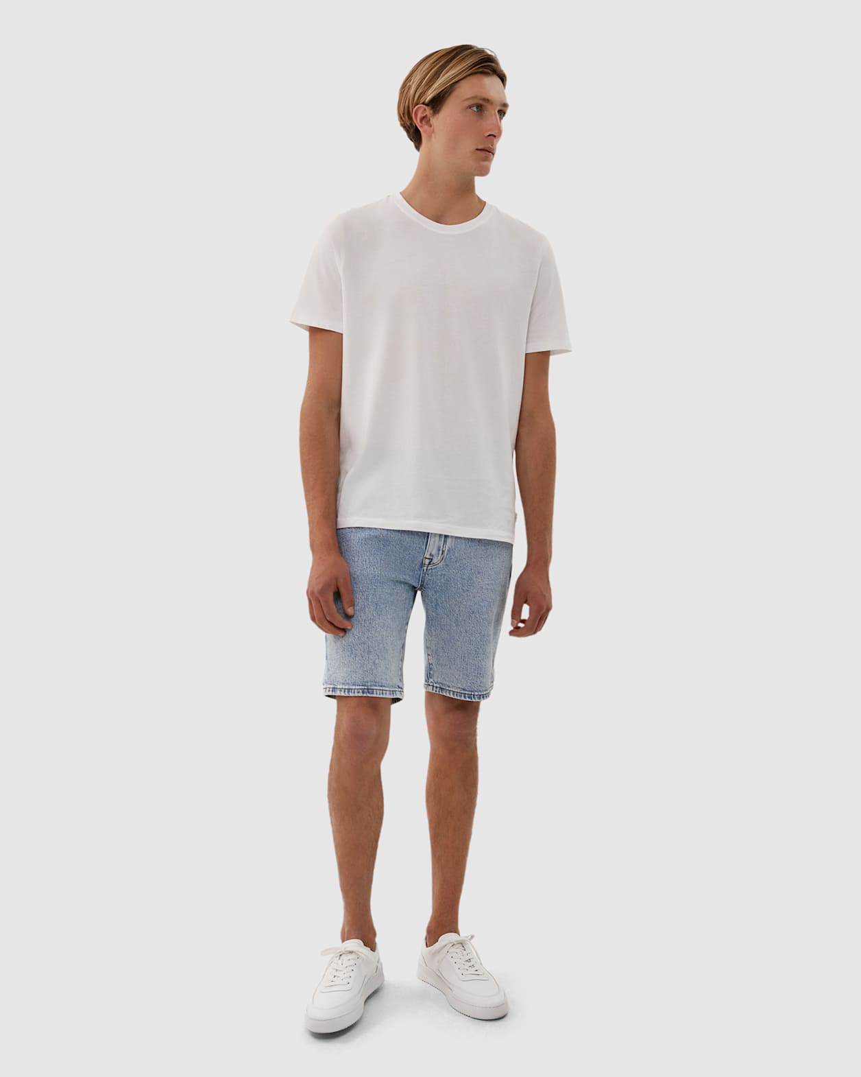 Denim Short in BLUE STEEL