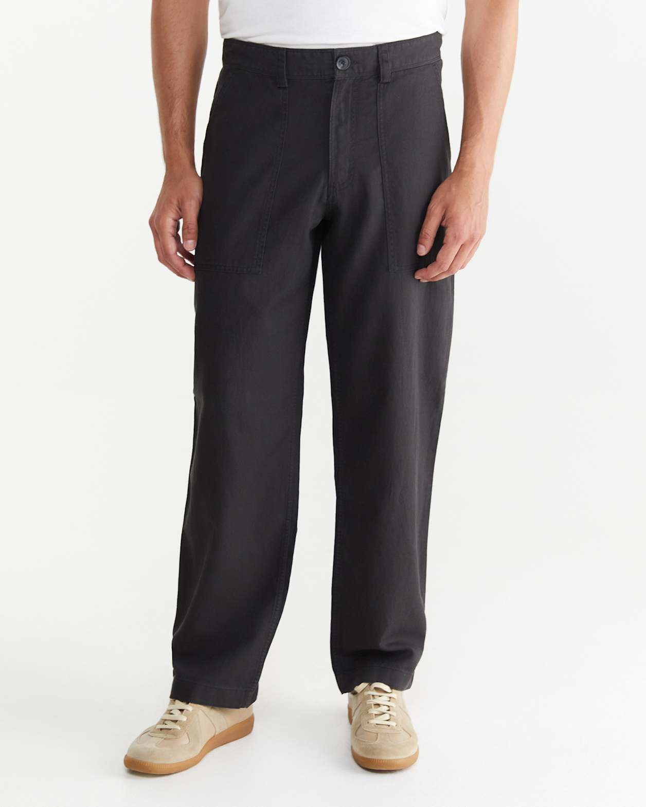 Cotton Linen Workroom Pants in WASHED BLACK