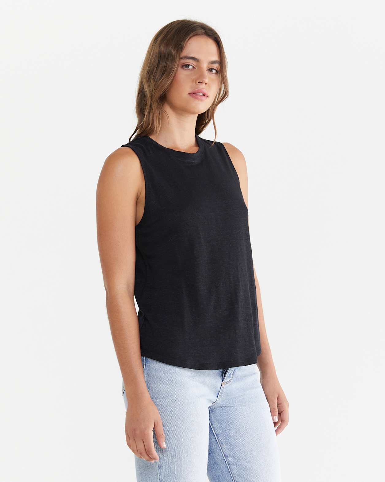 Ava Linen Tank in BLACK