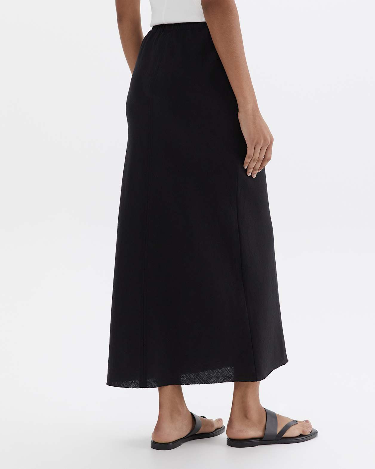 Easy Linen Slip Skirt in BLACK