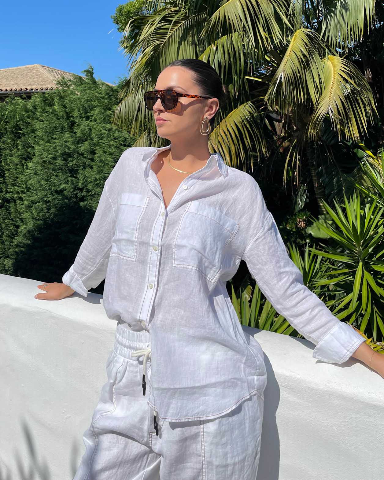 Cindy Oversized Shirt in WHITE