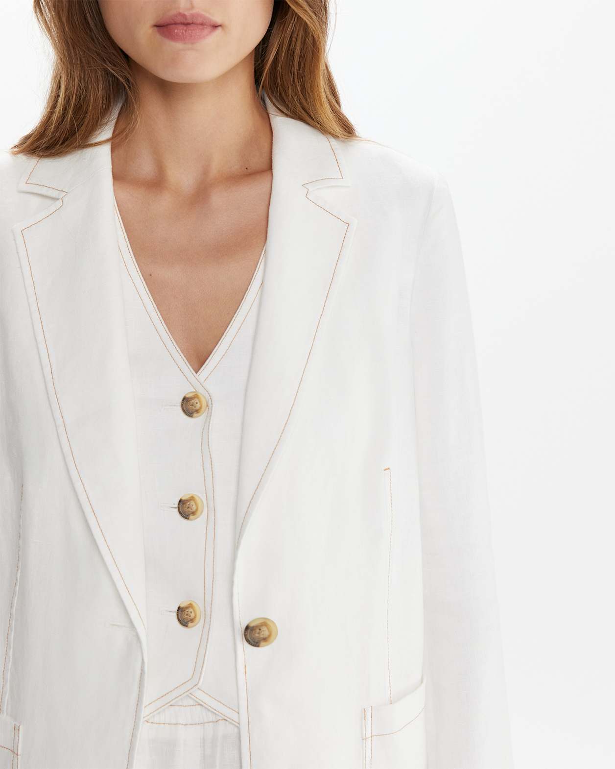 Sabine Linen Blazer in WHITE