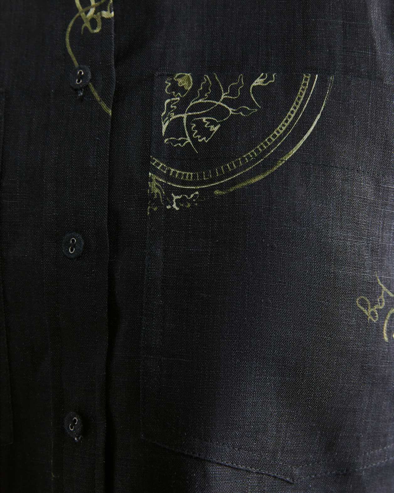 Alina Linen Muse Crop Shirt in BLACK/OLIVE