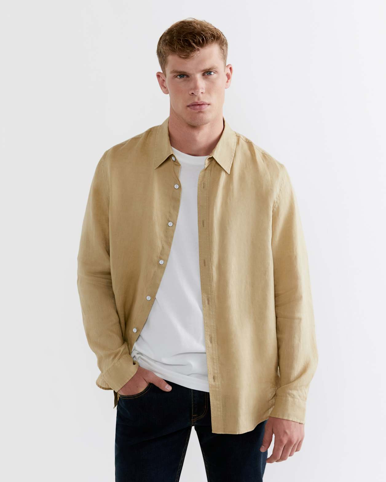 Cooper Linen Shirt in SAND