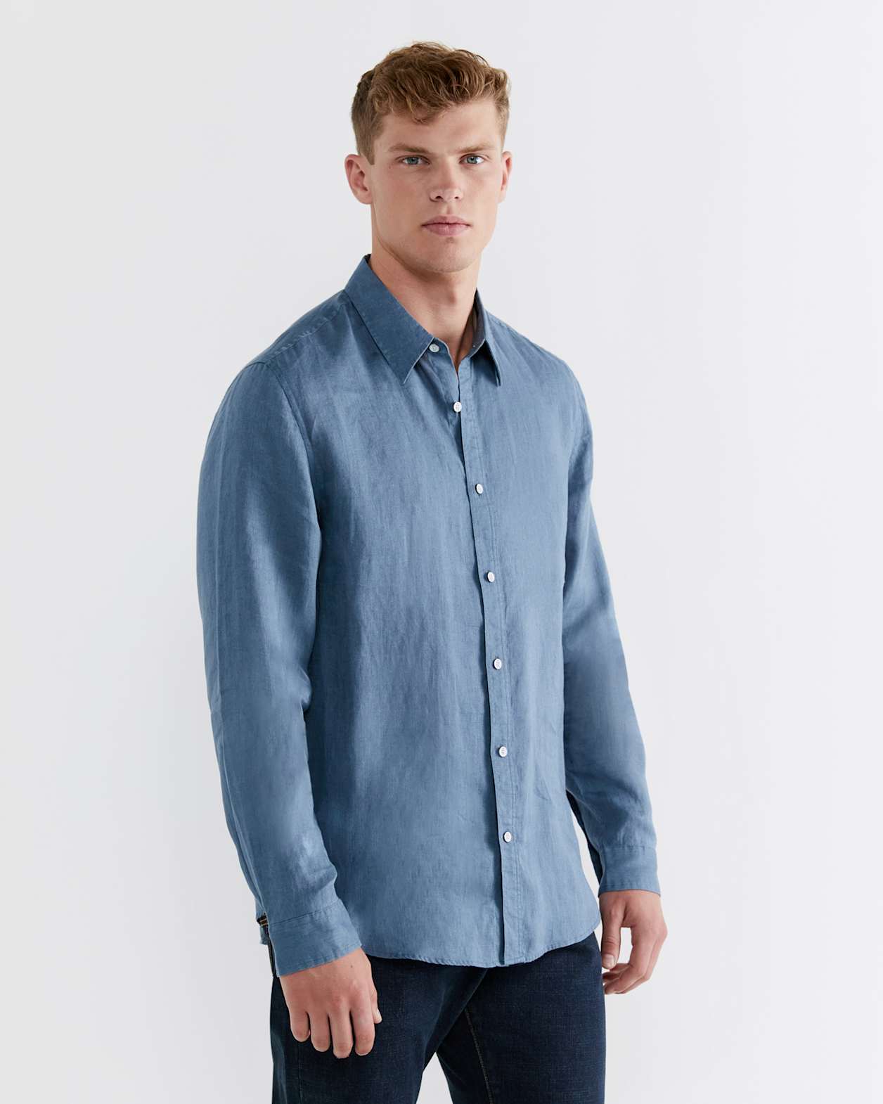 Cooper Linen Shirt in BLUE