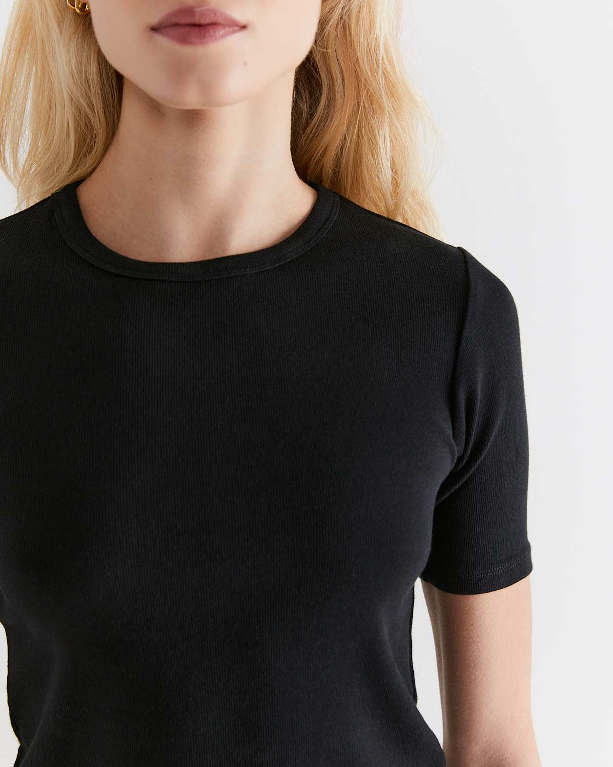 Celina Cotton Crew Neck Tee in BLACK
