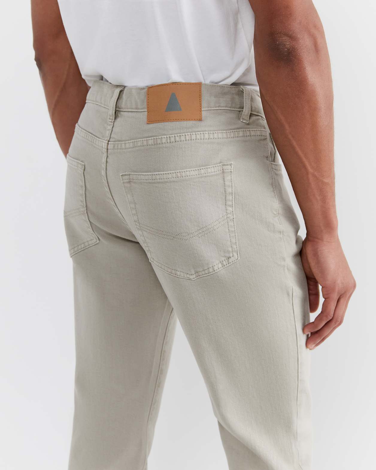 Flynn Garment Dye Jeans in STONE