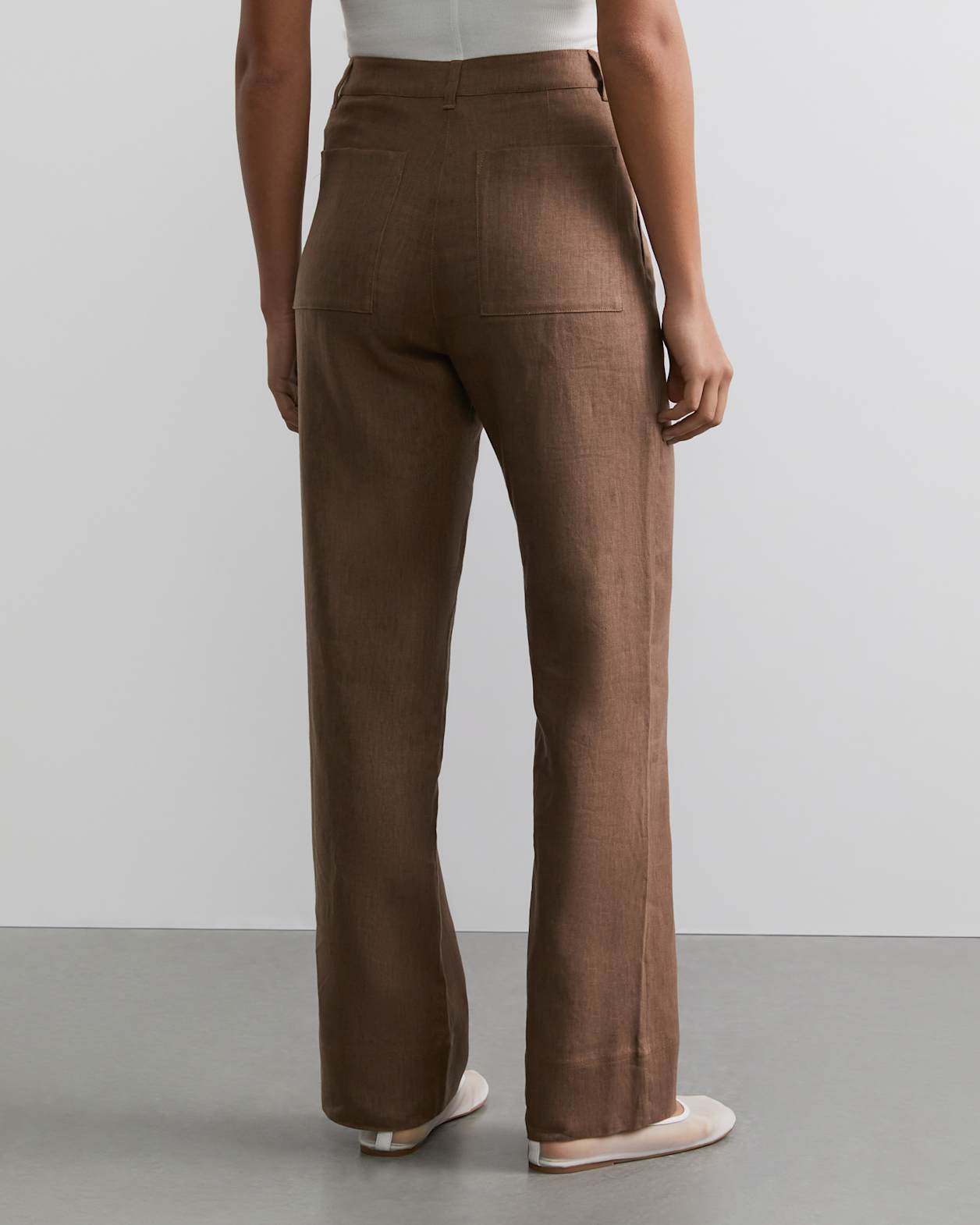 Kayla Linen Pintuck Pant in CHOCOLATE