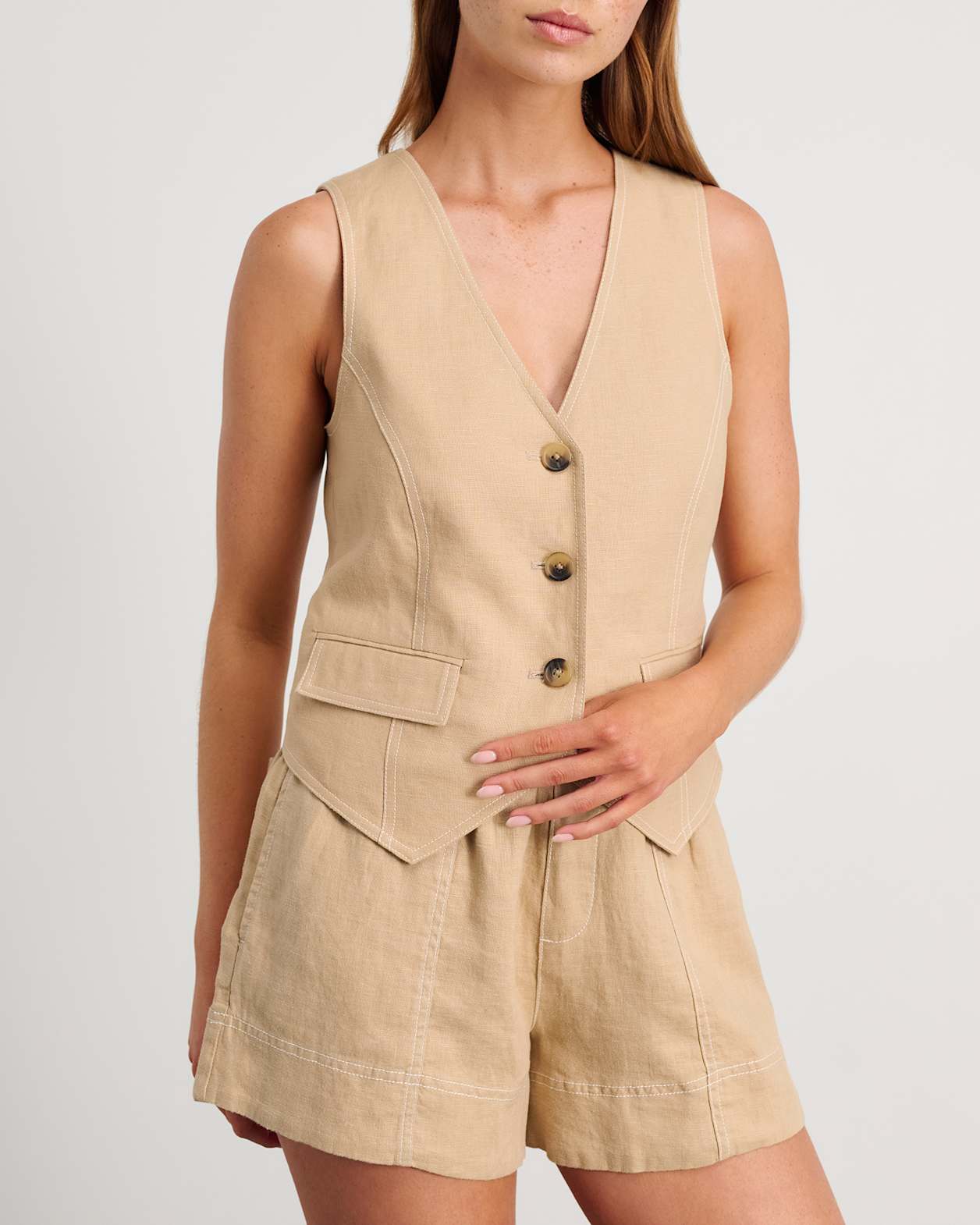 Sabine Linen Vest in SAND