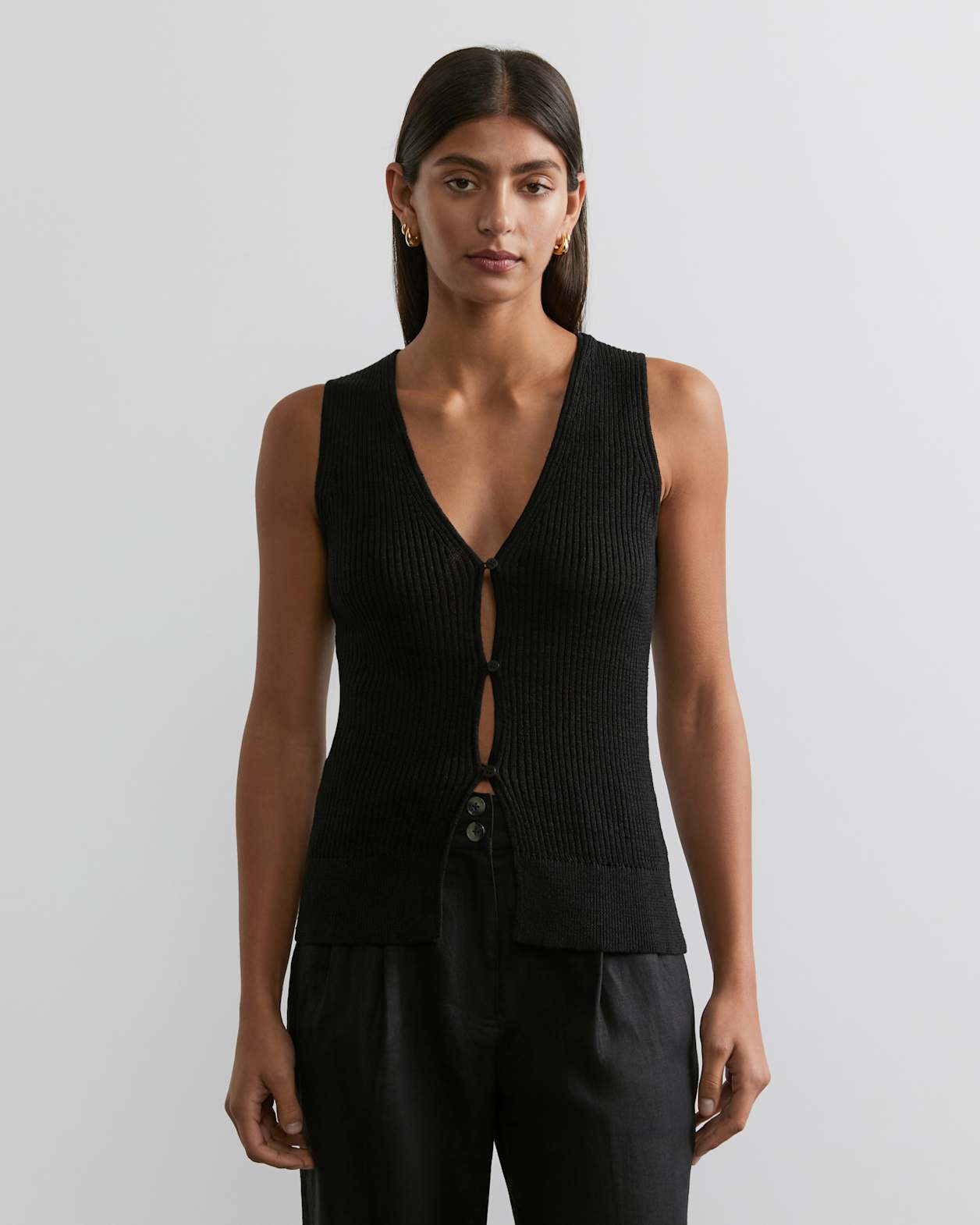 Ellie Linen Knit Vest in BLACK