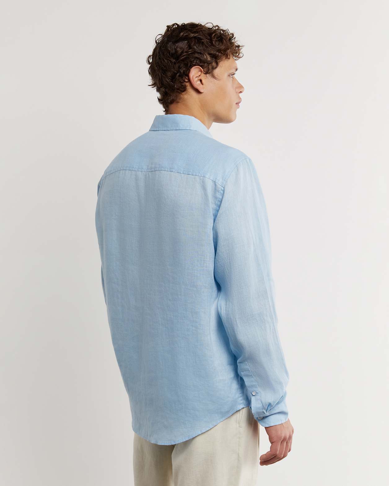 Cooper Linen Shirt in LIGHT BLUE