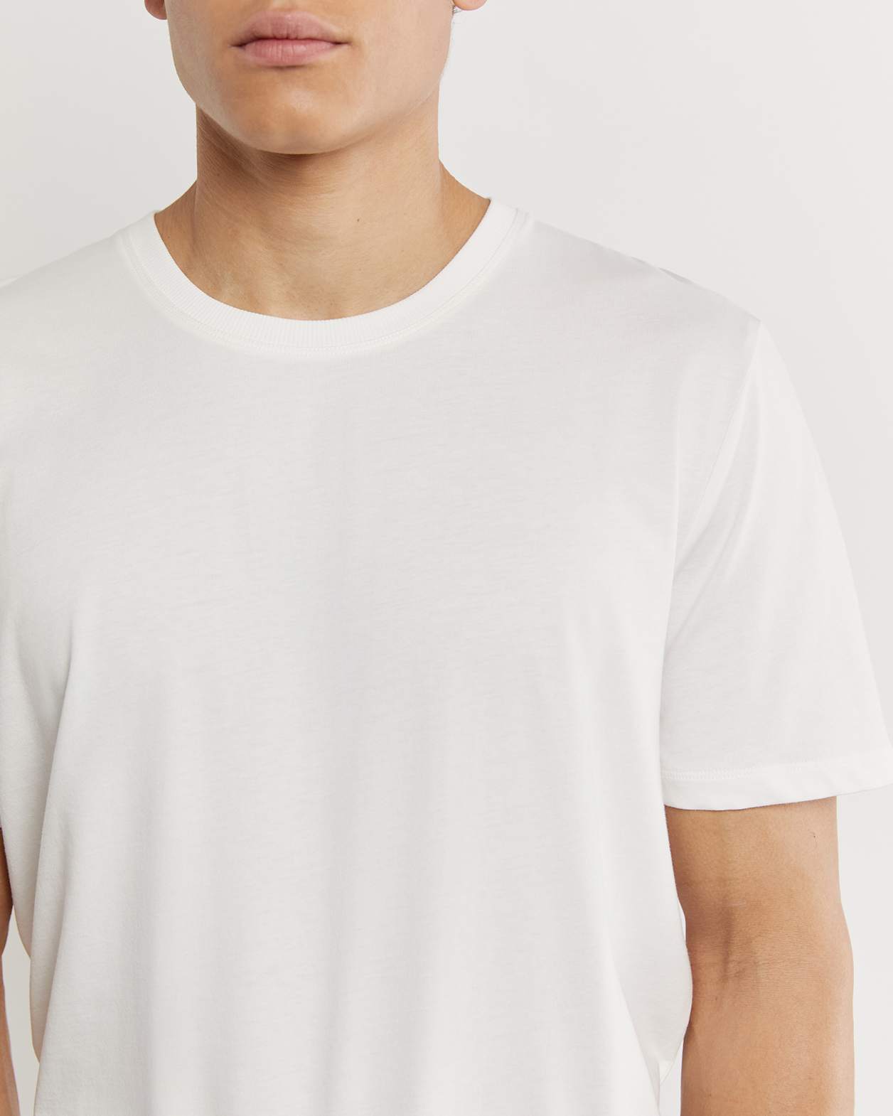 Khai Essential Organic Cotton Tee in WHITE