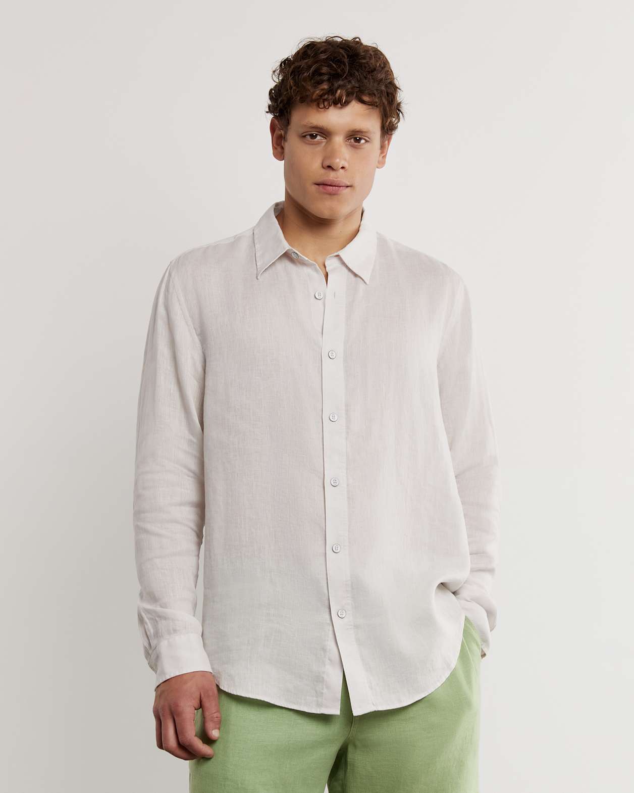 Cooper Linen Shirt in CHALK