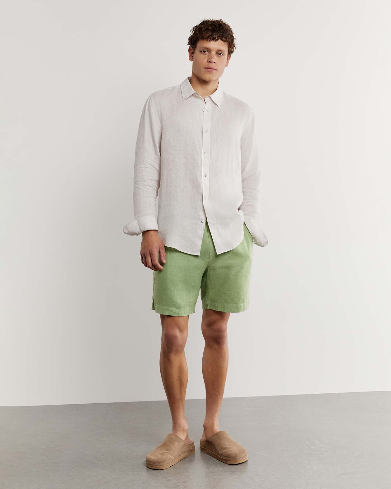 Cooper Linen Shirt in CHALK